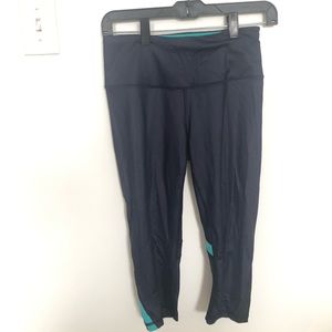 Victoria’s Secret 3/4 yoga pant